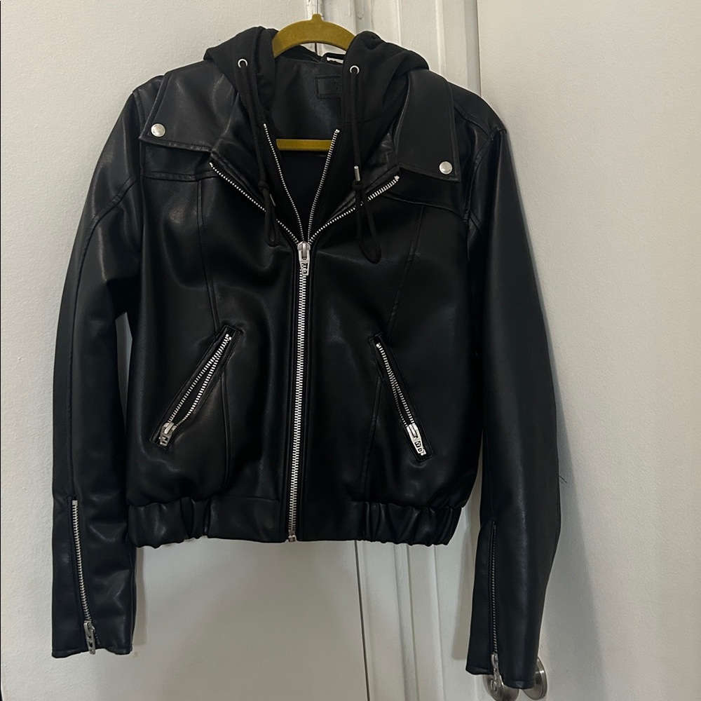 Blank NYC Black Vegan Leather Hoodie Crop Jacket – , fits M, Moto Style hooded